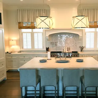 DeHuelbes Designs, Inc.