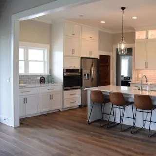 E & K Cabinetry