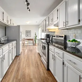 Cabinet Refinishing Seattle
