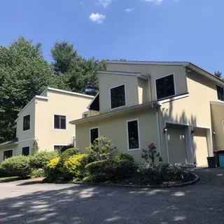 ROYAL PLUS PAINT LLC