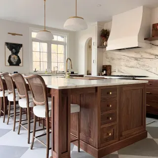 Cabinet Joint
