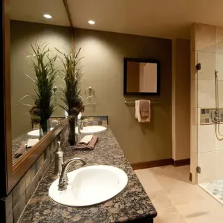 Luxe Haus Renovations - Bathroom Remodeling