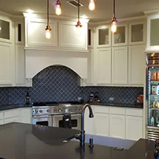 B&W Cabinets and Millwork